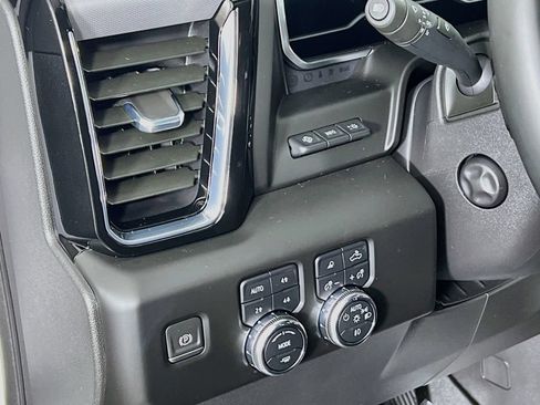 Certified 2023 GMC Sierra 1500 Denali w/ Denali Reserve Package AWD/4WD image 9