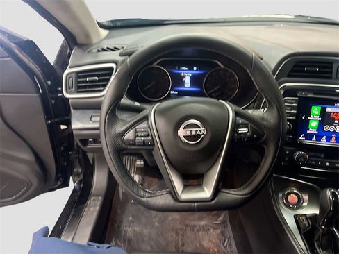 Used 2023 Nissan Maxima Platinum w/ Sport Mat Group image 11