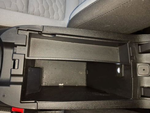 Used 2019 Chevrolet Equinox LT image 25