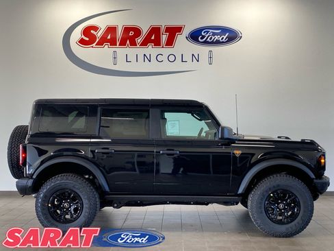 New 2026 Ford Bronco Badlands AWD/4WD image 8