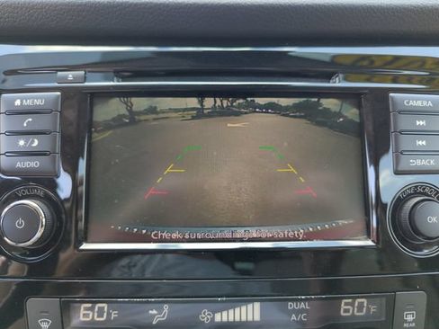 Certified 2019 Nissan Rogue SV FWD image 39