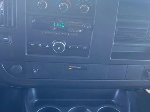 Used 2013 Chevrolet Express 1500 AWD image 13