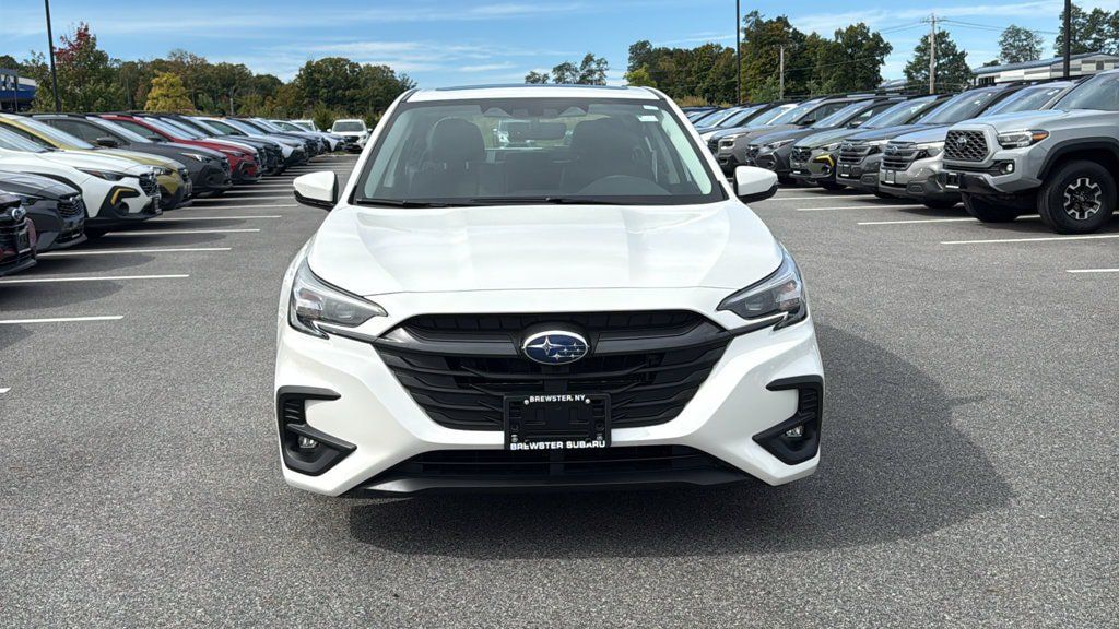 Used 2023 Subaru Legacy Limited AWD/4WD image 2