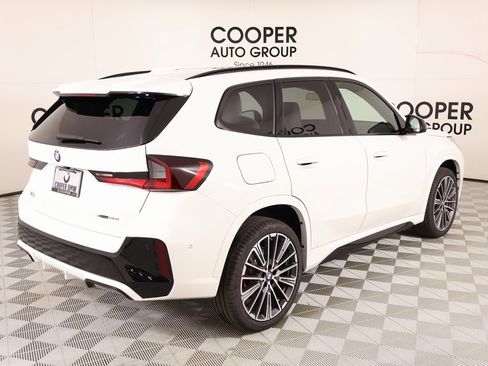 New 2026 BMW X1 xDrive28i w/ Technology Package image 23