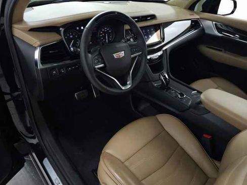 Certified 2025 Cadillac XT6 Sport w/ Platinum Package image 24