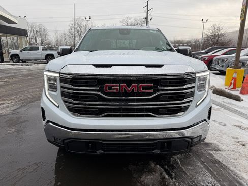New 2026 GMC Sierra 1500 SLT w/ SLT Premium Package image 8