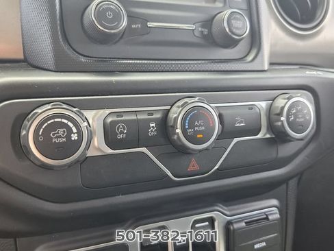 Used 2020 Jeep Gladiator Sport w/ Quick Order Package 24S AWD/4WD image 22