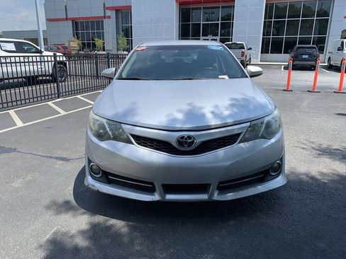Used 2012 Toyota Camry SE FWD image 3