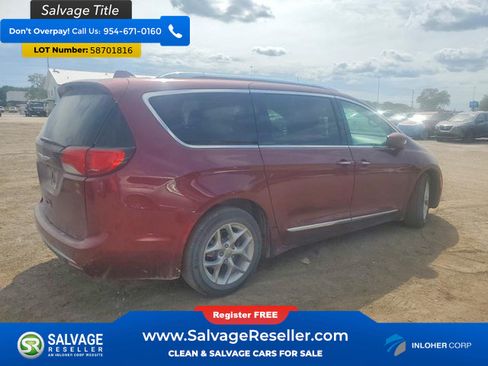 Used 2017 Chrysler Pacifica Touring-L Plus w/ Tire & Wheel Group FWD image 4