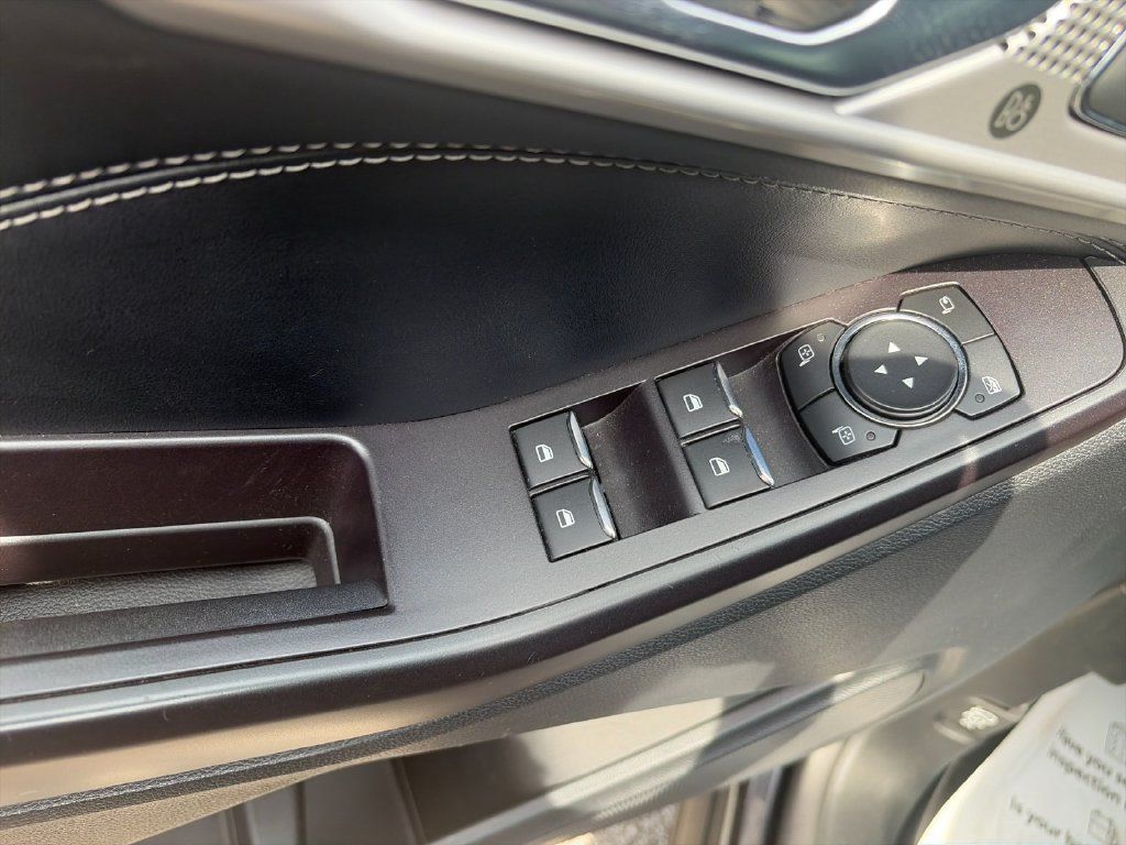 Used 2020 Ford Explorer Limited AWD/4WD image 13