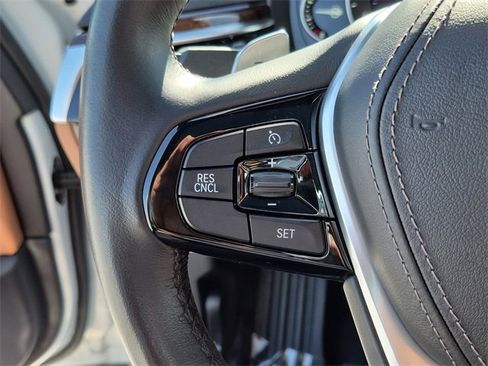 Used 2019 BMW 540i xDrive w/ Convenience Package image 28