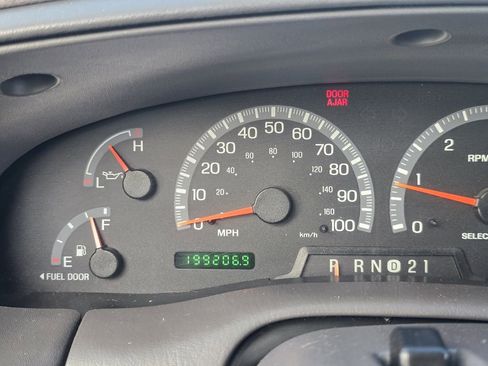 Used 2004 Ford F150 XLT image 12