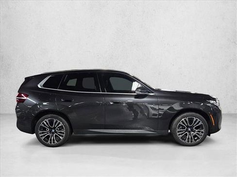 Certified 2025 BMW X3 xDrive30 w/ Premium Package AWD/4WD image 4