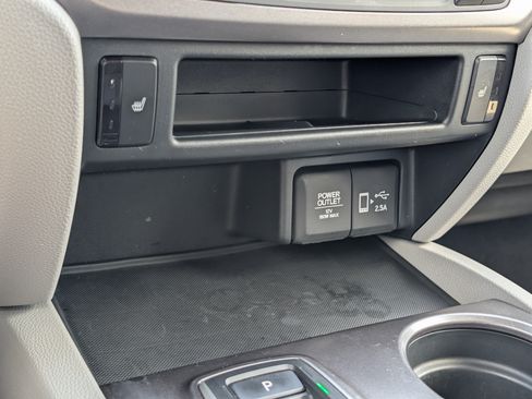 Used 2021 Honda Pilot EX-L image 22