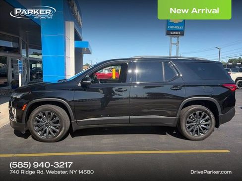 Used 2023 Chevrolet Traverse RS AWD/4WD image 1