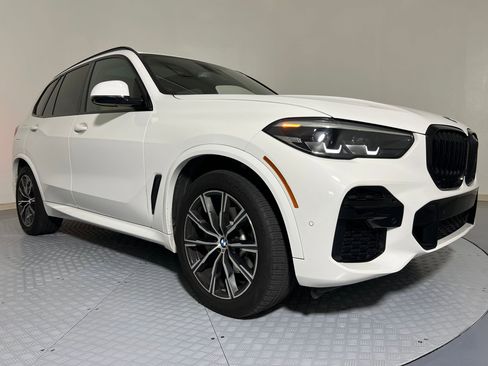 Certified 2023 BMW X5 sDrive40i w/ M Sport Package image 7