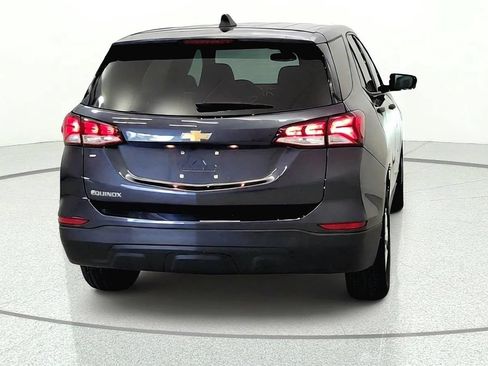 Used 2022 Chevrolet Equinox LS w/ LS Convenience Package FWD image 5
