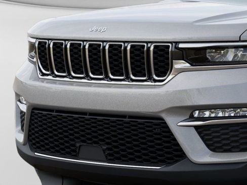 New 2025 Jeep Grand Cherokee Limited image 11