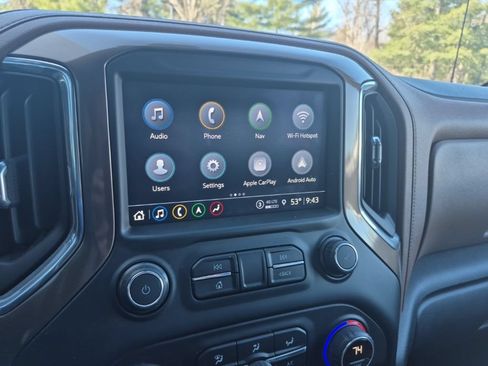 Used 2021 Chevrolet Silverado 1500 High Country w/ Z71 Off-Road Package AWD/4WD image 11