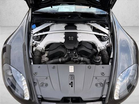 Used 2017 Aston Martin V12 Vantage S RWD image 19