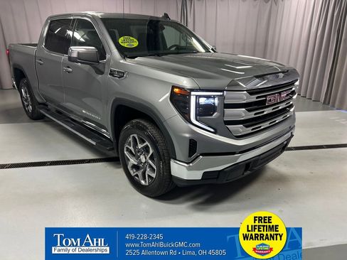 New 2026 GMC Sierra 1500 SLE w/ Preferred Package AWD/4WD image 1