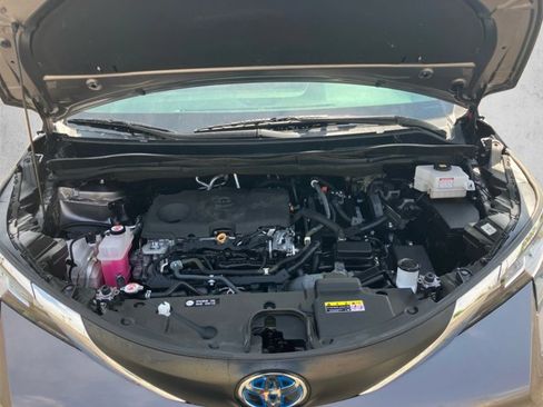 Used 2021 Toyota Sienna LE FWD image 21