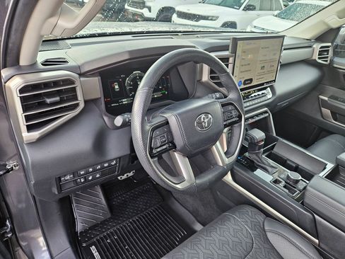 Used 2024 Toyota Sequoia SR5 w/ SR5 Premium Package AWD/4WD image 14
