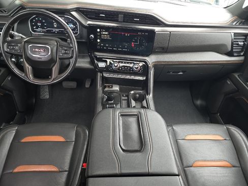 Used 2022 GMC Sierra 1500 AT4 w/ AT4 Premium Package AWD/4WD image 13