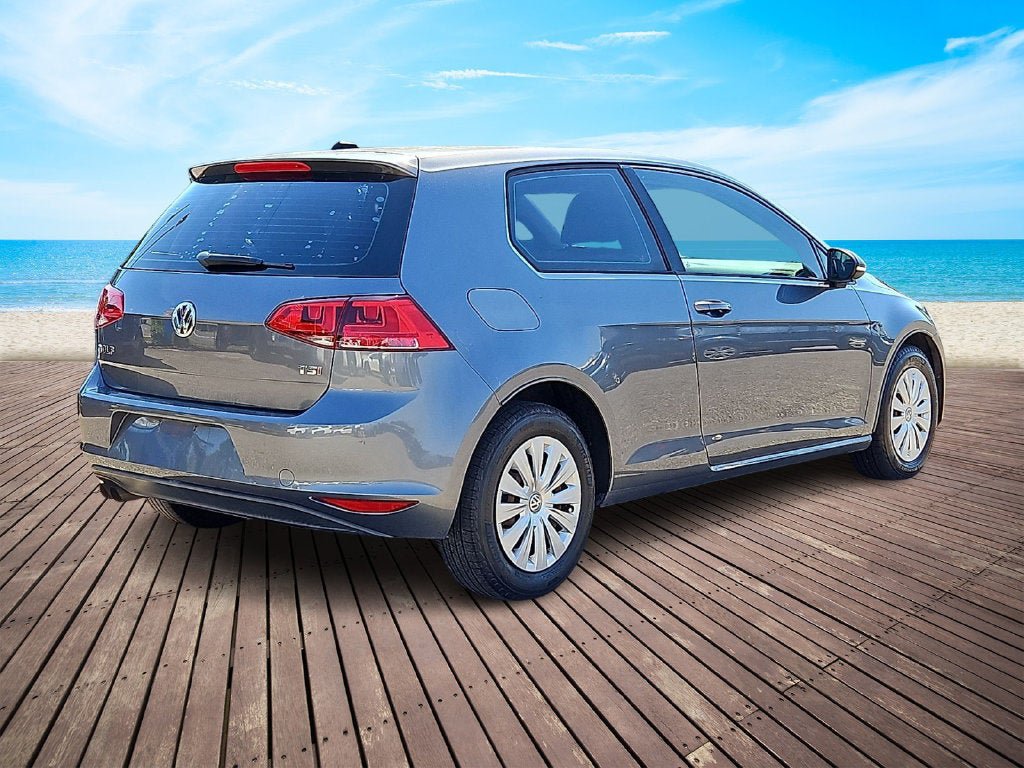 Used 2015 Volkswagen Golf Launch Edition FWD image 4