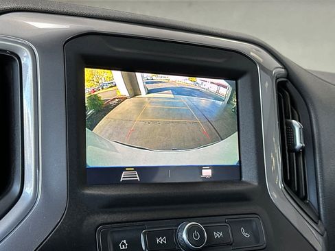 Used 2022 Chevrolet Silverado 1500 Custom image 20