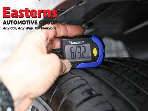 Used 2023 Jeep Renegade Limited AWD/4WD image 28