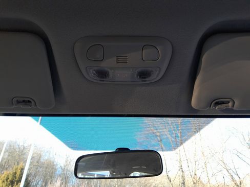 Used 2013 Subaru Crosstrek 2.0i Limited image 36