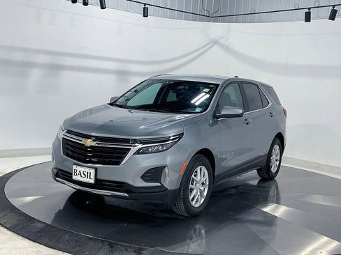 Used 2024 Chevrolet Equinox LT image 8