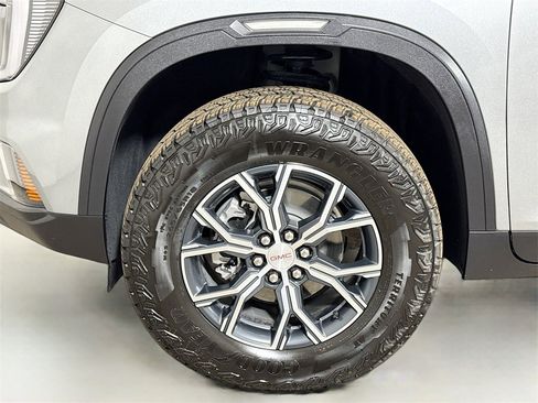 Certified 2025 GMC Acadia AT4 w/ LPO, Floor Liner Package image 31