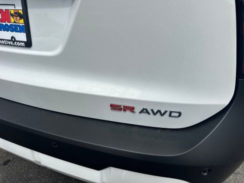 New 2025 Nissan Kicks SR w/ SR Premium Package image 36