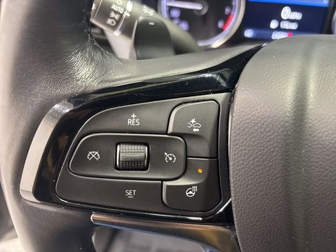 Used 2024 Buick Enclave Essence w/ Sport Touring Edition image 14