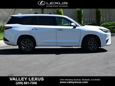 New 2026 Lexus TX 350 AWD image 3