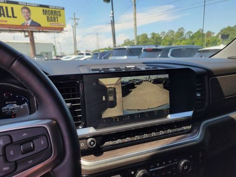 Used 2023 Chevrolet Silverado 1500 LTZ w/ LTZ Premium Package image 18