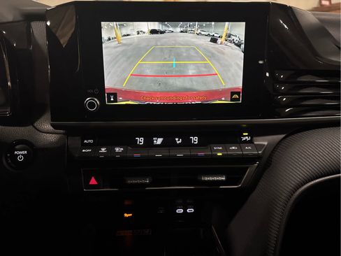 Certified 2025 Toyota Camry SE image 10