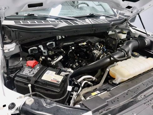 Certified 2022 Ford F150 XLT image 17