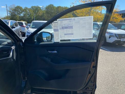 New 2026 Nissan Rogue SV image 25