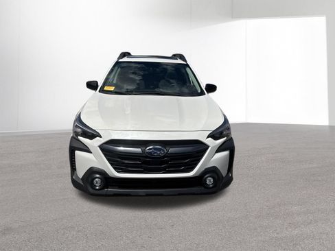 Used 2025 Subaru Outback Premium AWD/4WD image 7