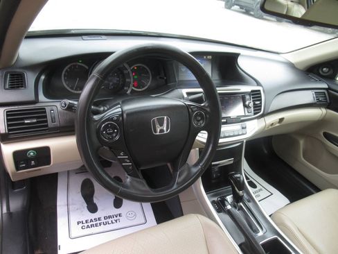 Used 2015 Honda Accord EX-L image 22