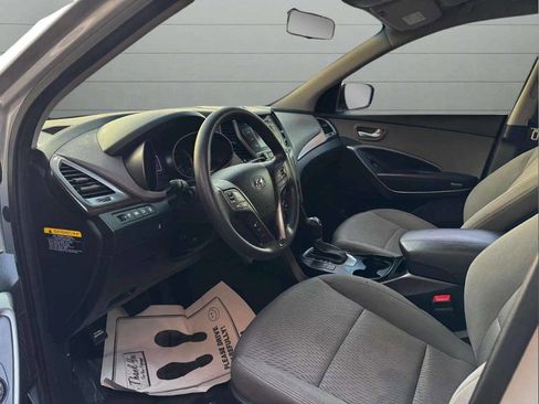 Used 2017 Hyundai Santa Fe Sport image 9