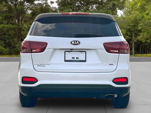 Used 2020 Kia Sorento LX FWD image 4