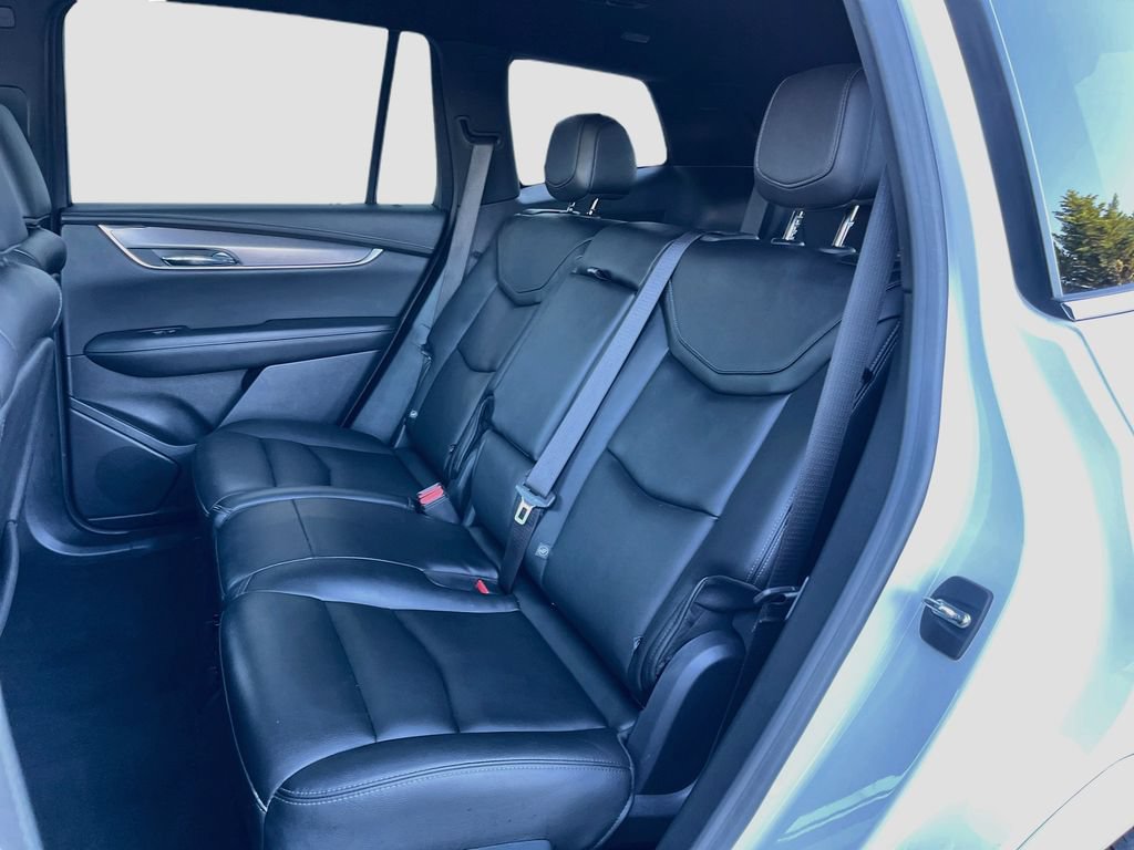 Used 2022 Cadillac XT6 Luxury FWD image 30