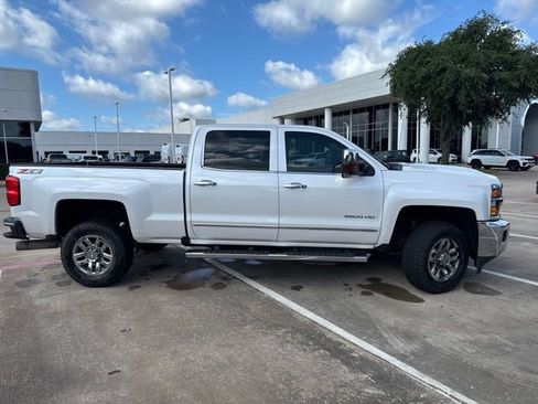 Used 2019 Chevrolet Silverado 2500 LTZ w/ Duramax Plus Package AWD/4WD image 5