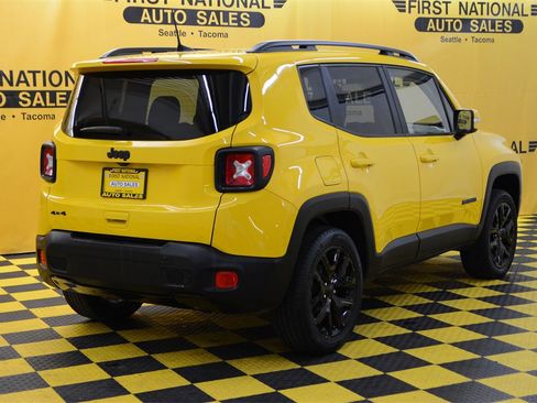 Used 2018 Jeep Renegade Altitude image 10
