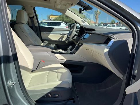 Used 2024 Cadillac XT5 Premium Luxury w/ Technology Package FWD image 18