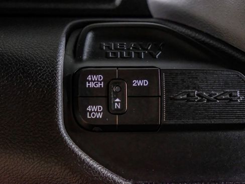 Used 2022 RAM 2500 Laramie w/ Night Edition AWD/4WD image 23